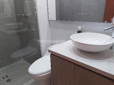 Apartamento de 2 alcobas en venta en El Poblado, Medellín, 118 m² · foto 15 de 17