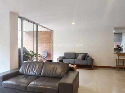Apartamento de 2 alcobas en venta en El Poblado, Medellín, 118 m² · foto 6 de 17