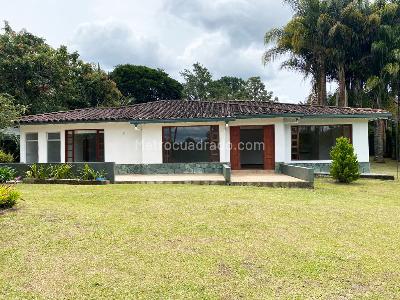 Casa de 3 alcobas en venta en Rionegro, Rionegro, 250 m² · foto 15 de 16