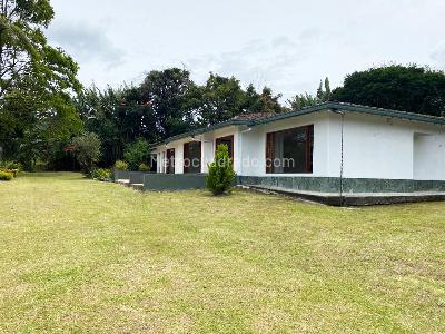 Casa de 3 alcobas en venta en Rionegro, Rionegro, 250 m² · foto 16 de 16