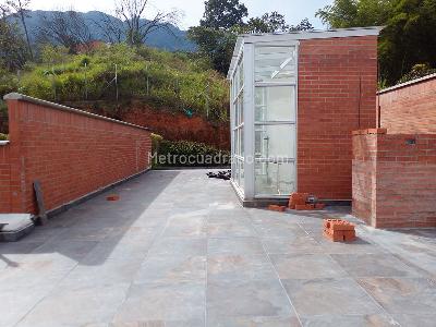 Casa de 3 alcobas en venta en Envigado, Envigado, 204 m² · foto 17 de 19