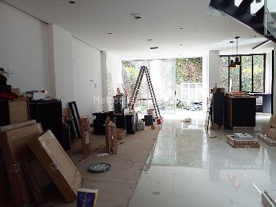 Casa de 3 alcobas en venta en Envigado, Envigado, 204 m² · foto 2 de 19