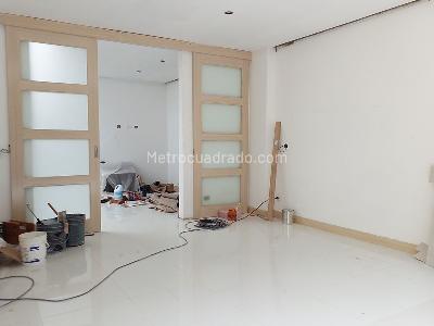 Casa de 3 alcobas en venta en Envigado, Envigado, 204 m² · foto 7 de 19