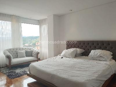 Apartamento de 3 alcobas en arriendo en El Poblado, Medellín, 226 m² · foto 12 de 20