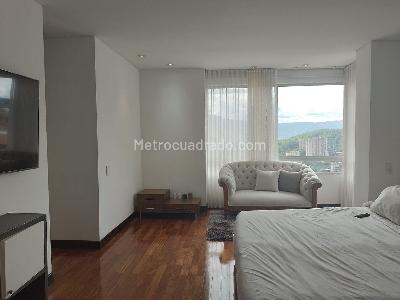 Apartamento de 3 alcobas en arriendo en El Poblado, Medellín, 226 m² · foto 13 de 20