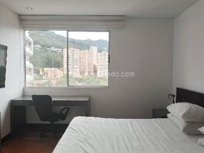 Apartamento de 3 alcobas en arriendo en El Poblado, Medellín, 226 m² · foto 14 de 20