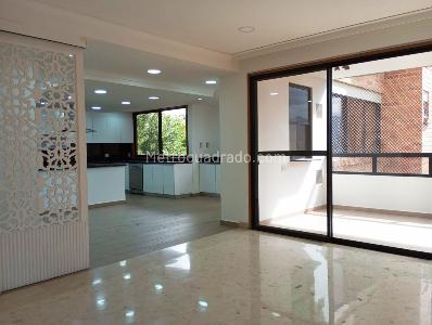 Apartamento en venta en El Poblado, Medellín · foto 5 de 19