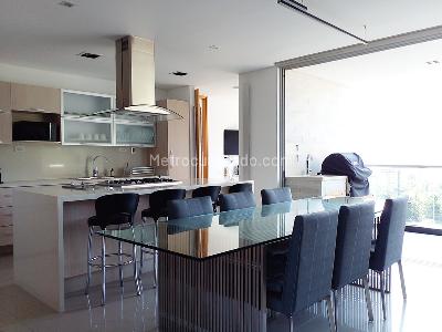 Apartamento de 2 alcobas en venta en San Lucas, Medellín, 194 m² · foto 6 de 20