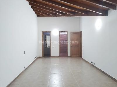 Casa en arriendo en El Poblado, Medellín · foto 10 de 20