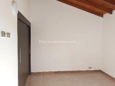 Casa en arriendo en El Poblado, Medellín · foto 14 de 20