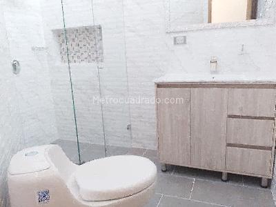 Casa en arriendo en El Poblado, Medellín · foto 16 de 20