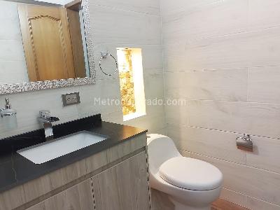 Casa en arriendo en El Poblado, Medellín · foto 17 de 20