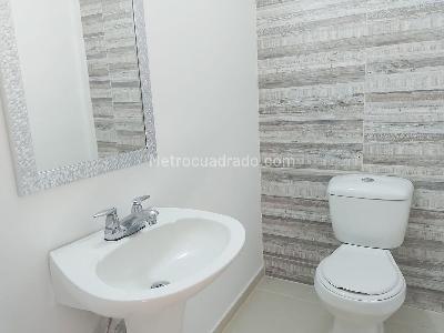 Casa en arriendo en El Poblado, Medellín · foto 18 de 20