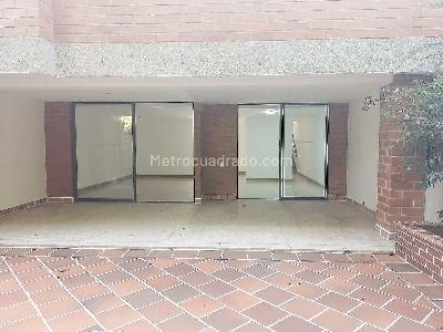 Casa en arriendo en El Poblado, Medellín · foto 19 de 20