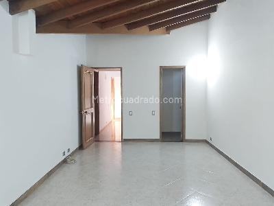 Casa en arriendo en El Poblado, Medellín · foto 8 de 20