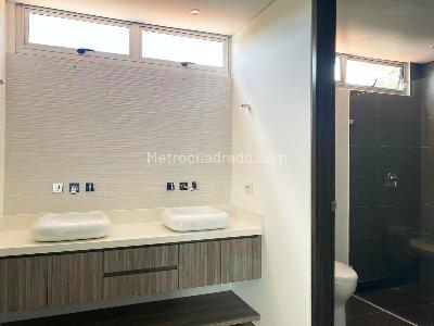 Casa de 3 alcobas en venta en Envigado, Envigado, 420 m² · foto 17 de 20