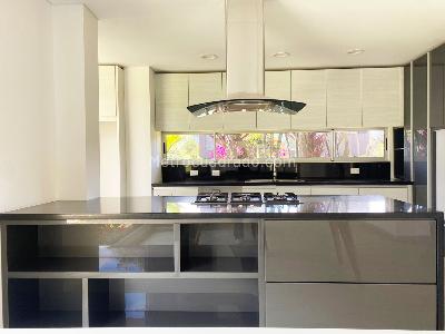 Casa de 3 alcobas en venta en Envigado, Envigado, 420 m² · foto 6 de 20
