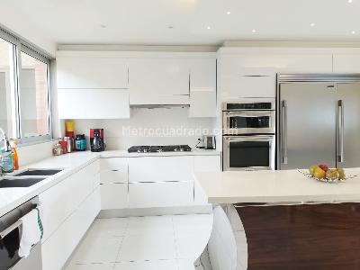 Apartamento en venta en El Poblado, Medellín · foto 14 de 20