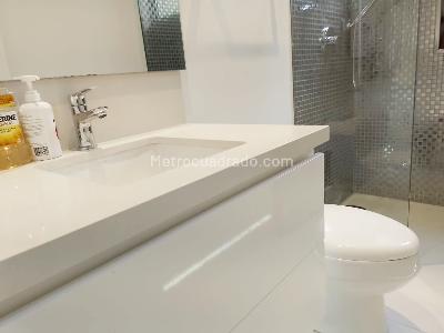 Apartamento en venta en El Poblado, Medellín · foto 17 de 20