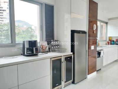 Apartamento en venta en El Poblado, Medellín · foto 4 de 20