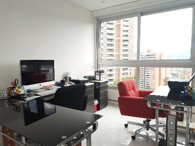 Apartamento en venta en El Poblado, Medellín · foto 7 de 20