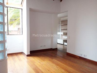 Casa de 3 alcobas en venta en El Poblado, Medellín, 240 m² · foto 12 de 20