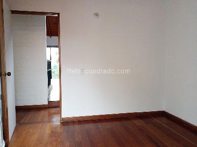 Casa de 3 alcobas en venta en El Poblado, Medellín, 240 m² · foto 16 de 20