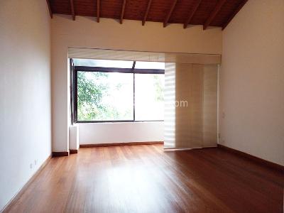 Casa de 3 alcobas en venta en El Poblado, Medellín, 240 m² · foto 6 de 20