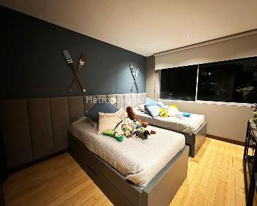 Apartamento de 3 alcobas en venta en El Poblado, Medellín, 255 m² · foto 11 de 19