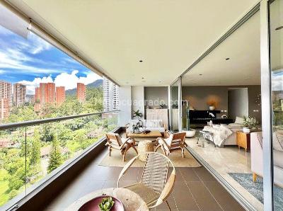 Apartamento de 3 alcobas en venta en El Poblado, Medellín, 255 m² · foto 19 de 19