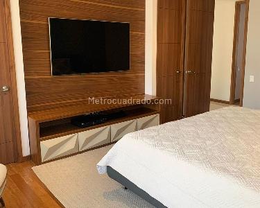 Apartamento en venta en El Poblado, Medellín · foto 8 de 19