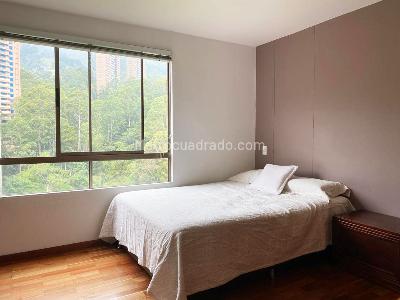 Apartamento de 3 alcobas en venta en El Poblado, Medellín, 171 m² · foto 11 de 18