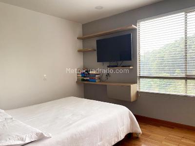 Apartamento de 3 alcobas en venta en El Poblado, Medellín, 171 m² · foto 12 de 18