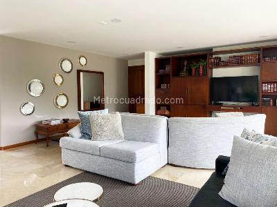 Apartamento de 3 alcobas en venta en El Poblado, Medellín, 171 m² · foto 5 de 18