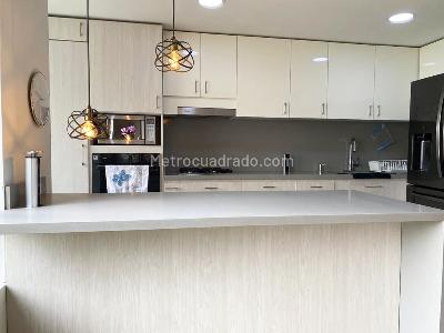 Apartamento de 3 alcobas en venta en El Poblado, Medellín, 171 m² · foto 9 de 18