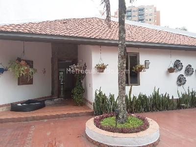 Casa de 4 alcobas en venta en Envigado, Envigado, 500 m² · foto 18 de 20