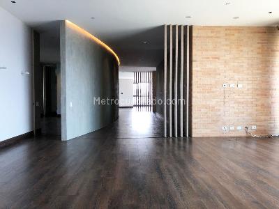 Apartamento de 4 alcobas en venta en El Poblado, Medellín, 490 m² · foto 13 de 20