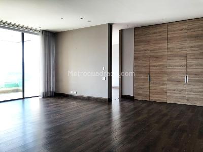 Apartamento de 4 alcobas en venta en El Poblado, Medellín, 490 m² · foto 14 de 20