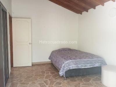 Casa de 4 alcobas en venta en El Poblado, Medellín, 285 m² · foto 10 de 18