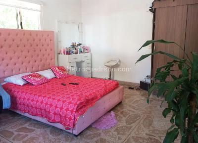 Casa de 4 alcobas en venta en El Poblado, Medellín, 285 m² · foto 14 de 18