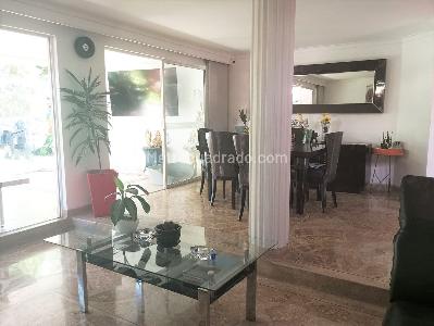 Casa de 4 alcobas en venta en El Poblado, Medellín, 285 m² · foto 4 de 18
