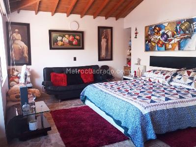Casa de 4 alcobas en venta en El Poblado, Medellín, 285 m² · foto 9 de 18