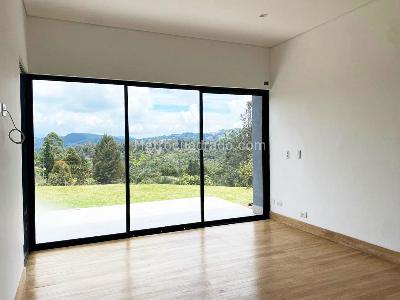 Casa de 3 alcobas en arriendo en La Victoria, Rionegro, 240 m² · foto 9 de 19