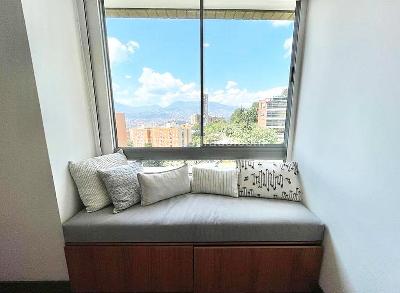 Apartamento de 3 alcobas en arriendo en Castropol, Medellín, 110 m² · foto 5 de 10