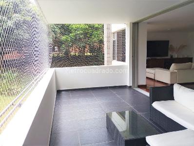 Apartamento de 3 alcobas en venta en Los Naranjos, Medellín, 230 m² · foto 19 de 19