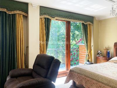 Casa de 5 alcobas en venta en Envigado, Envigado, 212 m² · foto 11 de 17