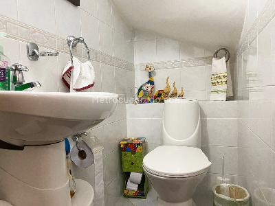 Casa de 5 alcobas en venta en Envigado, Envigado, 212 m² · foto 15 de 17