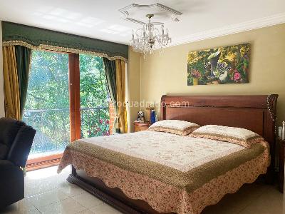 Casa de 5 alcobas en venta en Envigado, Envigado, 212 m² · foto 7 de 17
