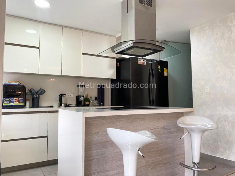 Apartamento Amoblado de 3 Alcobas en El Poblado - 8