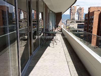 Apartamento de 2 alcobas en venta en El Poblado, Medellín, 159 m² · foto 15 de 15